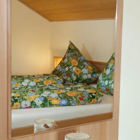 Haus Theresia Apartman *